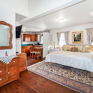 Bath Street Inn